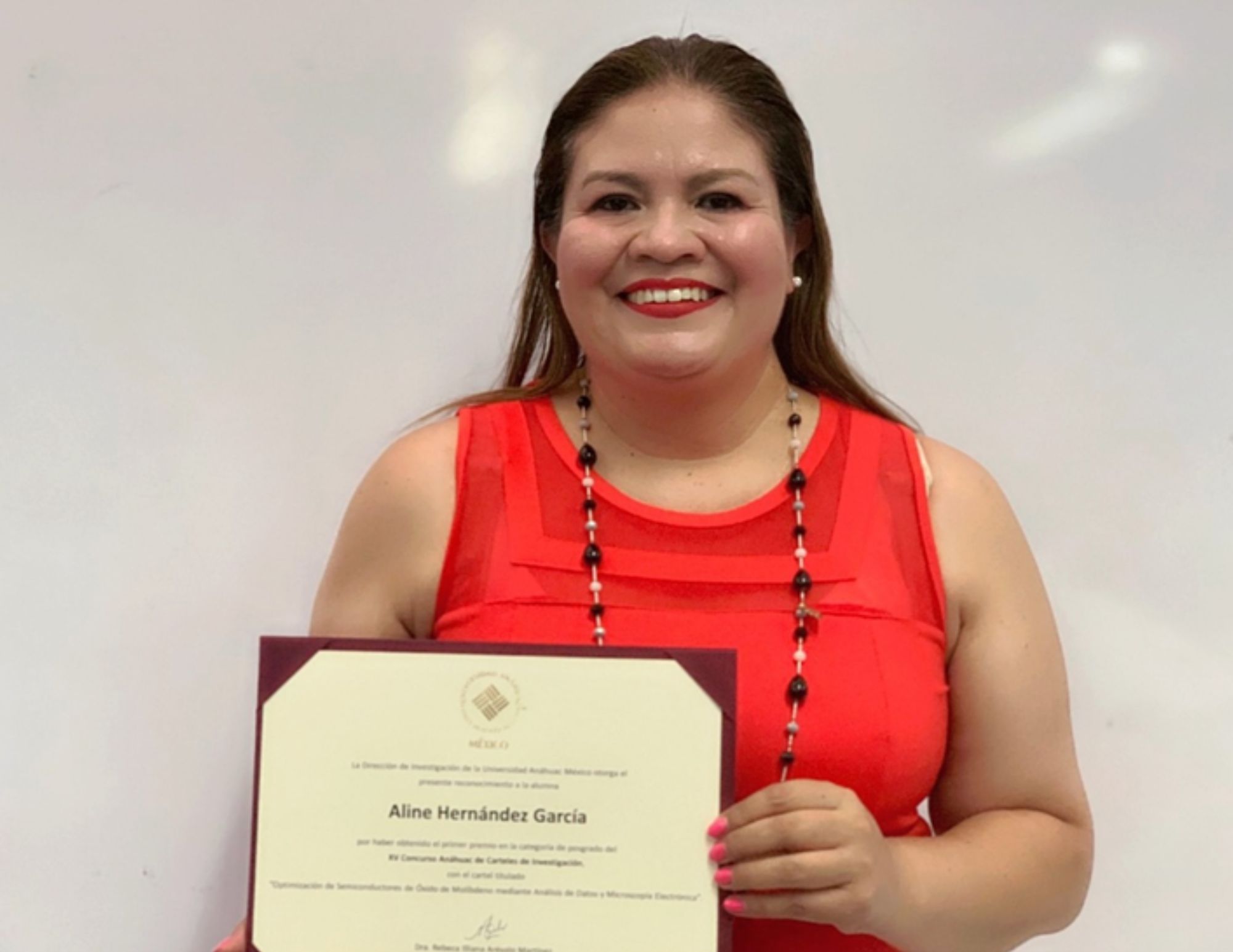 Excelencia científica: proyecto de doctorado gana primer lugar en Carteles de Investigación