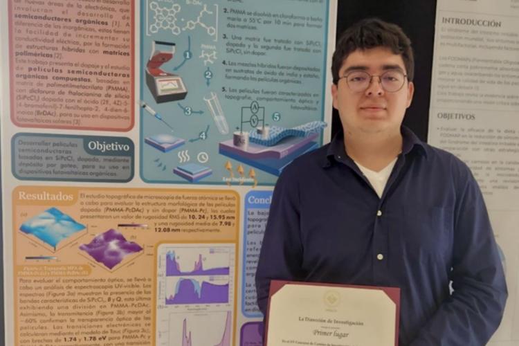 Alumno de Ingeniería Biomédica gana el primer lugar del XV Concurso Anáhuac México de Carteles de Investigación