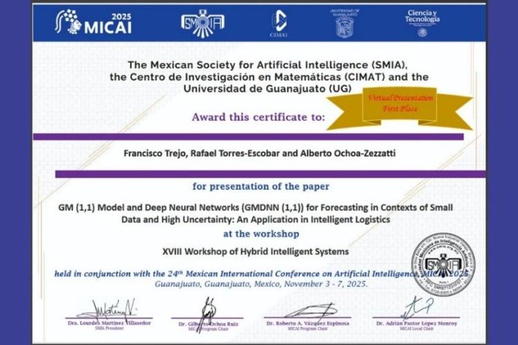 Egresado del Doctorado en Ingeniería Industrial, primer lugar en el MICAI 