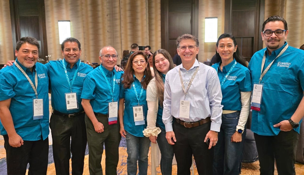 Víctor Hugo Ibarra representa a la Facultad de Ciencias Actuariales en congreso internacional