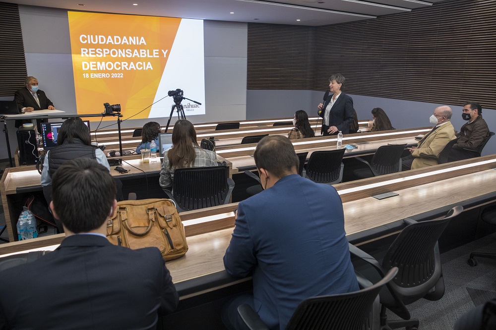 El CALFIP, Fundación Gravissimum Educationis y Anáhuac Online organizan webinar sobre democracia&nbsp;