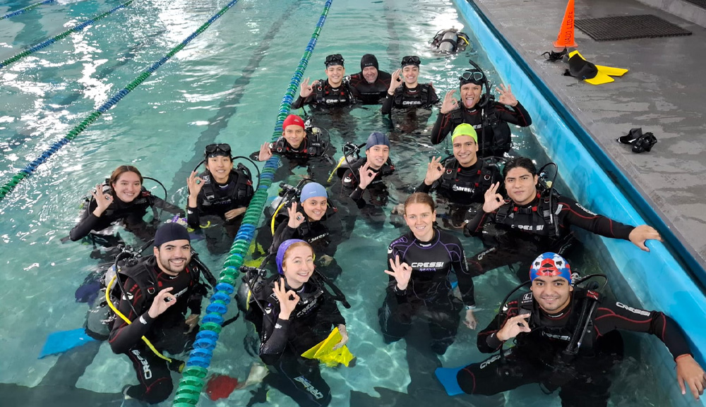 Liderazgo bajo el agua: Día Internacional del Buzo