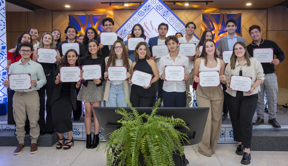 Premios ASUA 2025 reconocen liderazgo y compromiso social estudiantil