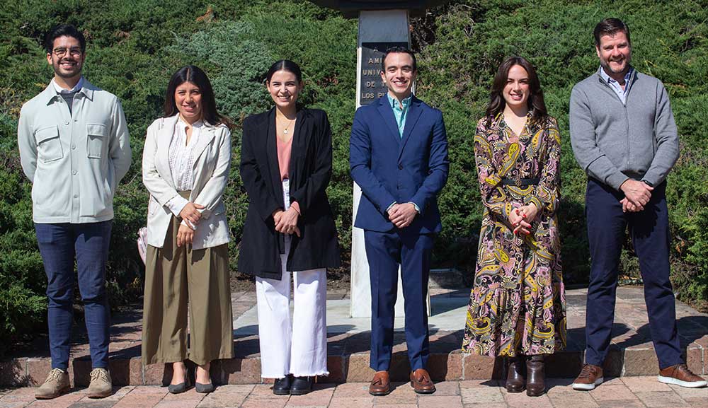 Alumnos de CREA se reúnen con Sergio Ramírez Álvarez&nbsp;