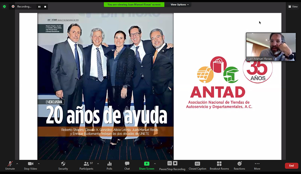 Alumnos de Responsabilidad Social dialogan con director general de Grupo Gigante