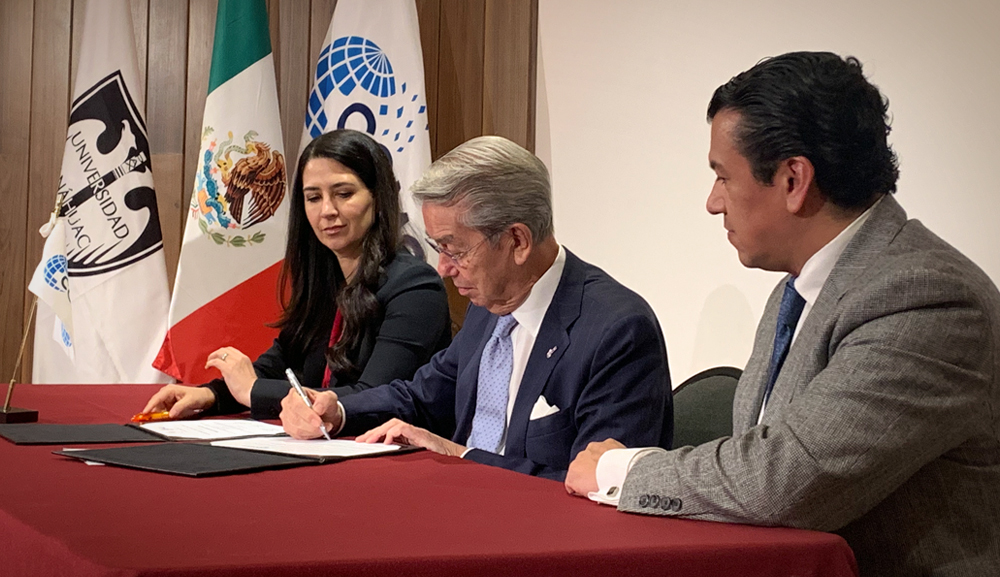 La Universidad Anáhuac México y COMCE sellan alianza académica