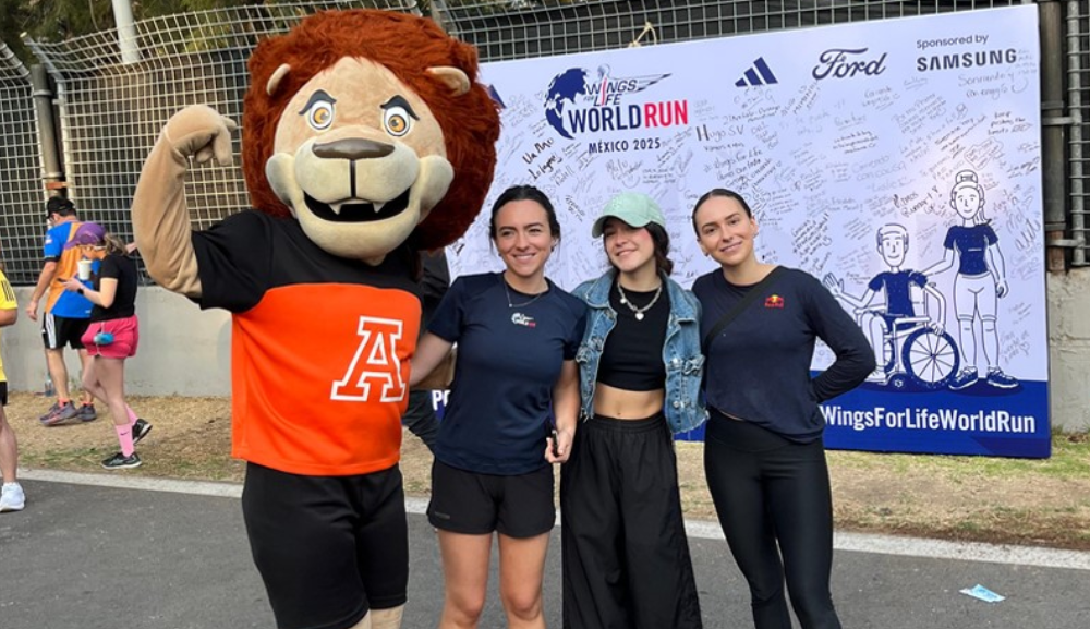 La Anáhuac participa en la carrera con causa Wings For Life 