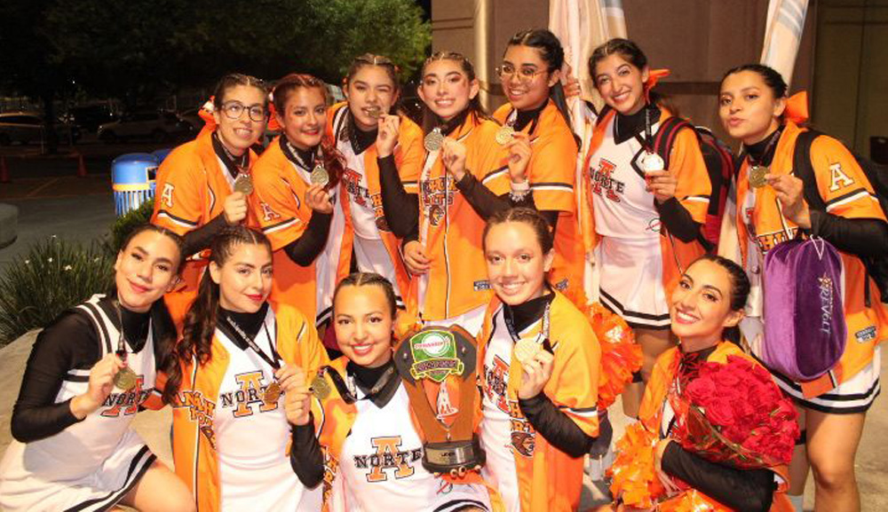 Leonas Anáhuac de porras acrobático, primer lugar en el Campeonato Nacional de CONADEIP