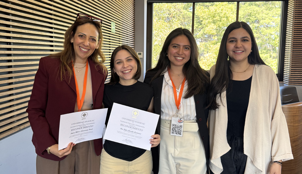 La Facultad de Educación y Humanidades premia a los ganadores del Primer Concurso Universitario de Contribuciones Literarias y Gráficas