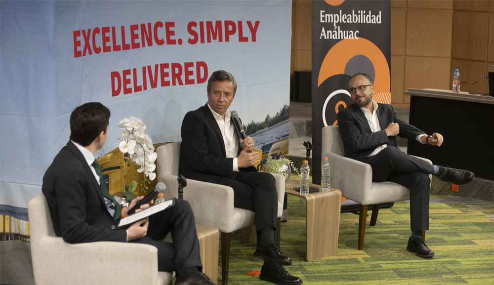 Ejecutivos de DHL imparten la plática “Talento en la industria logística”