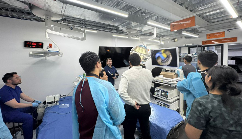 Impartimos curso en simulación médica para tratar la Hiperplasia Prostática