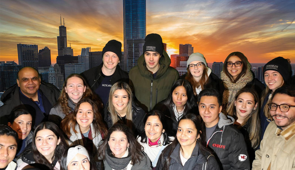 Economics and Business students conclude international project in Chicago