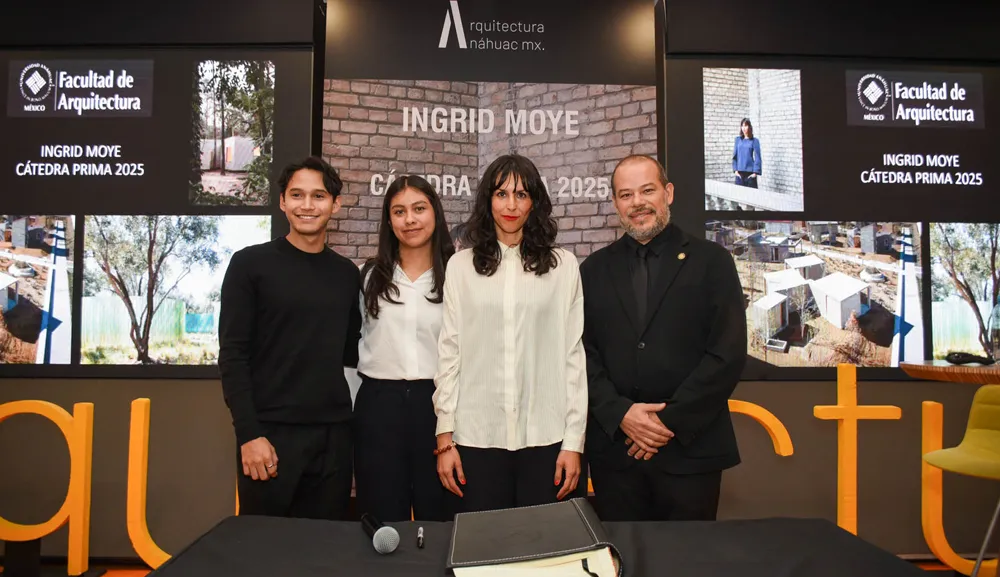 Ingrid Moye imparte cátedra prima de Arquitectura