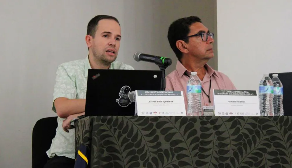 Alfredo Bueno Jiménez imparte conferencia en el XXIV Congreso Internacional de la AMEC