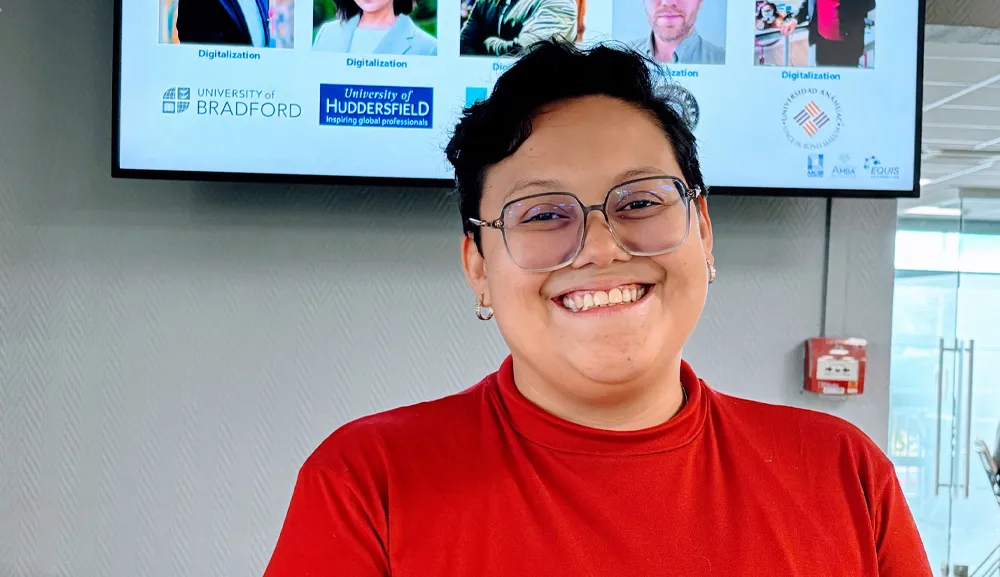 La Mtra. Daniela Araujo imparte clase de AI in business en Montpellier Business School 