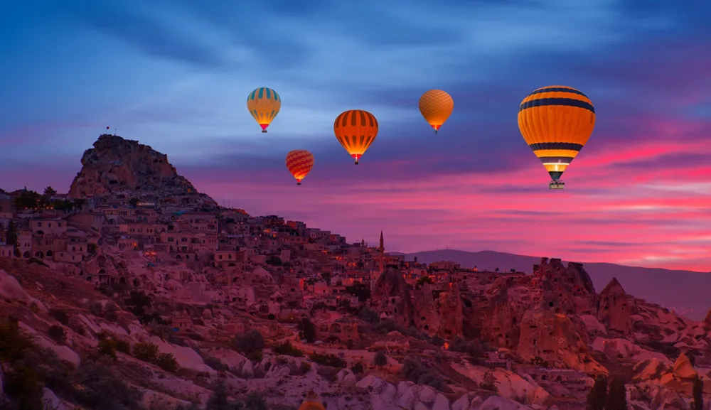 El globo aerostático: un invento de 1783 que forma parte de una experiencia única